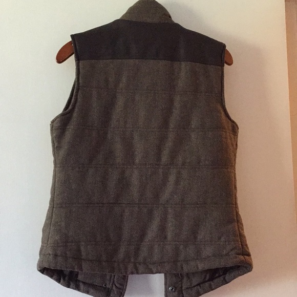 Vest - Picture 4 of 6